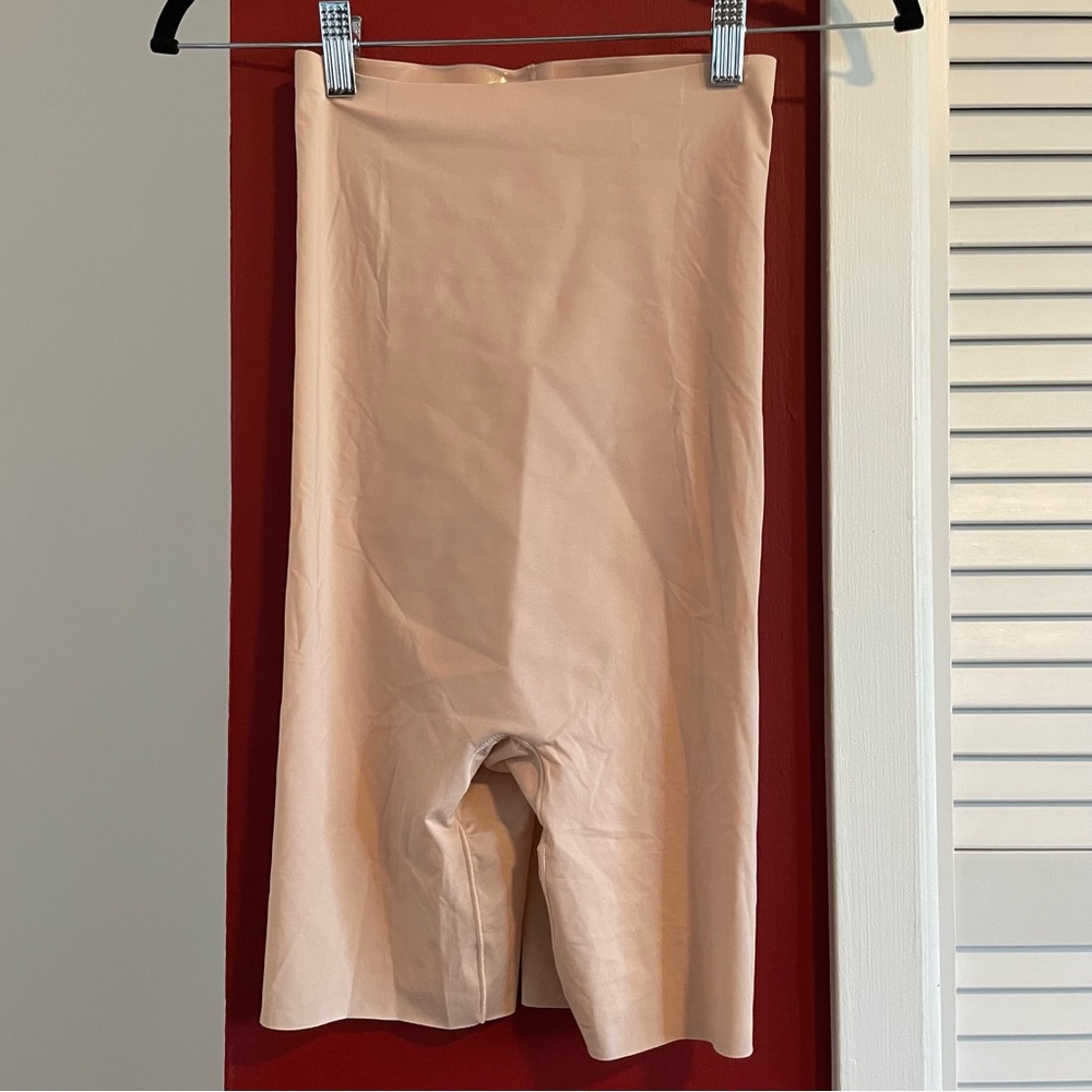 NWOT Spanx high waist shaper shorts in nude